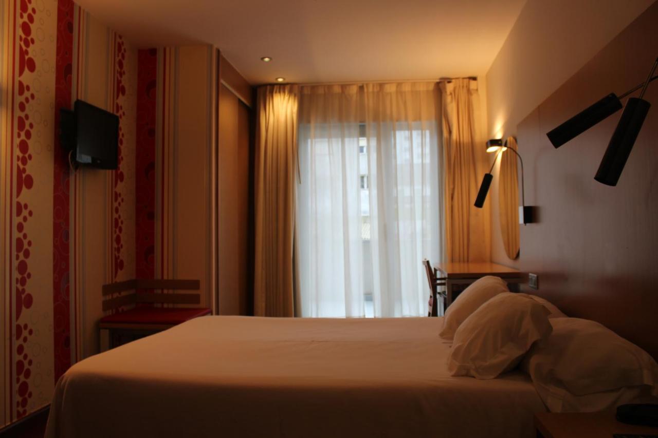 Hotel Ril Burela Экстерьер фото