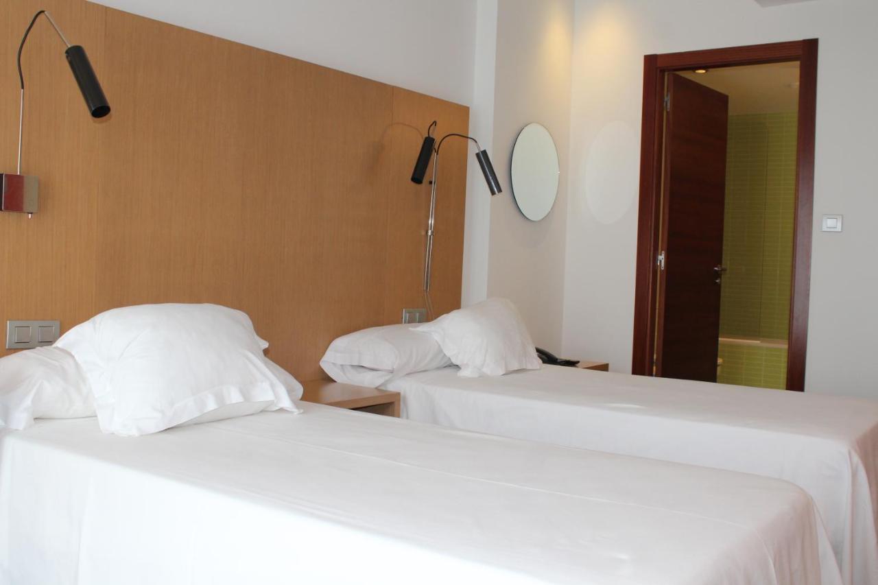 Hotel Ril Burela Экстерьер фото