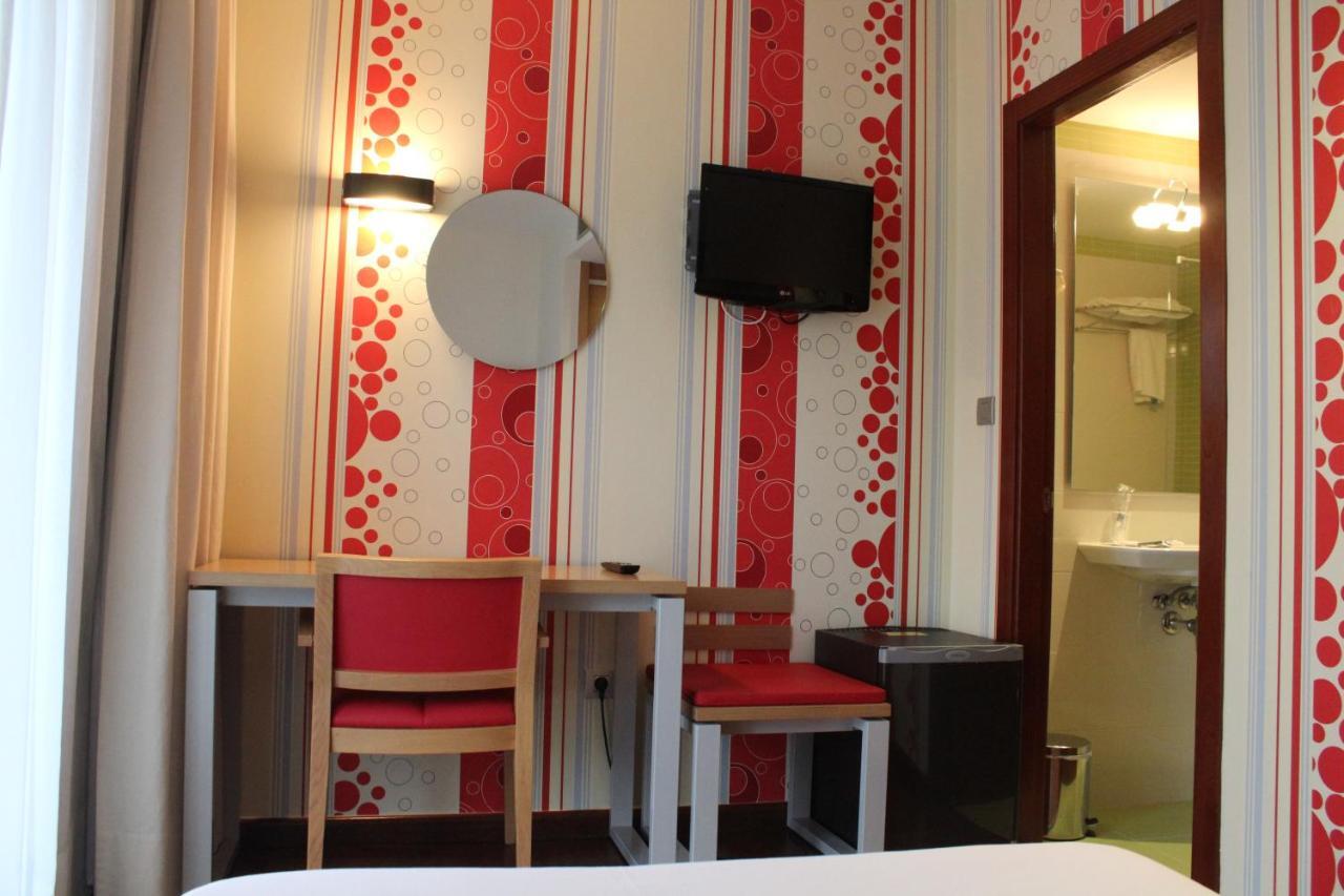 Hotel Ril Burela Экстерьер фото