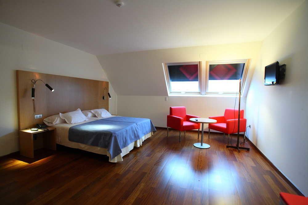Hotel Ril Burela Экстерьер фото