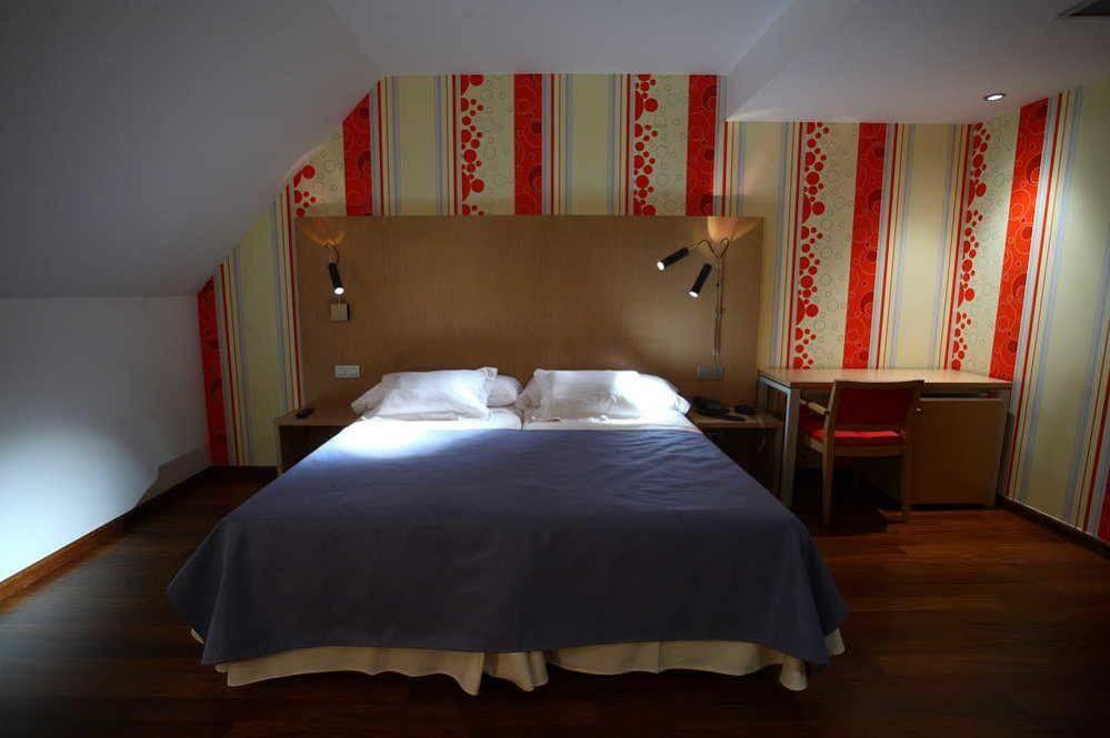 Hotel Ril Burela Экстерьер фото